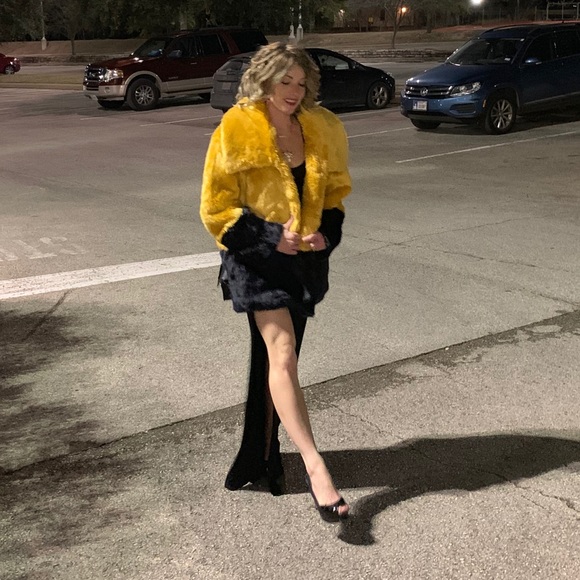 French connection Faux-fur coat - Picture 2 of 6